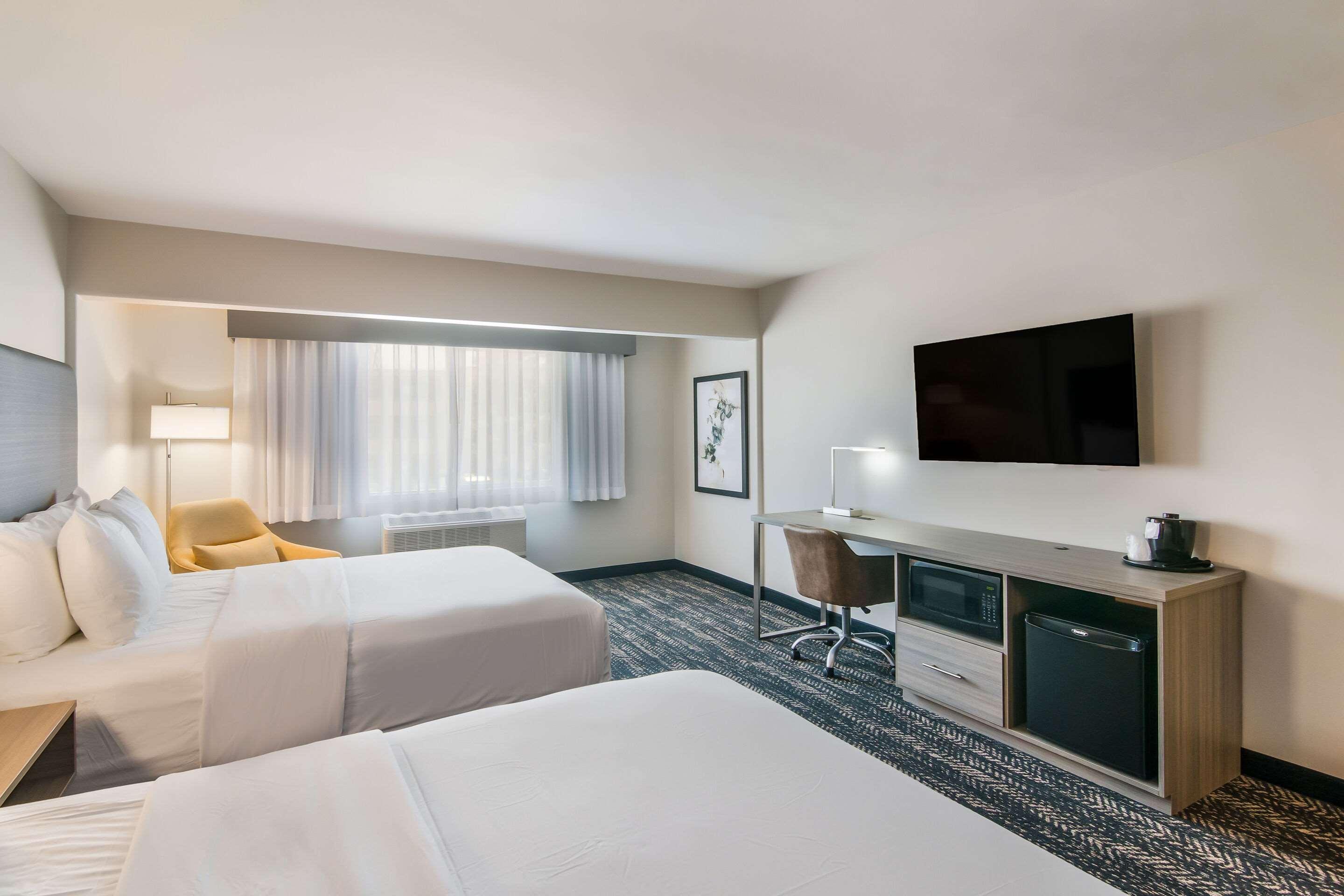 Hourglass Hotel, Ascend Hotel Collection Bakersfield Exterior photo