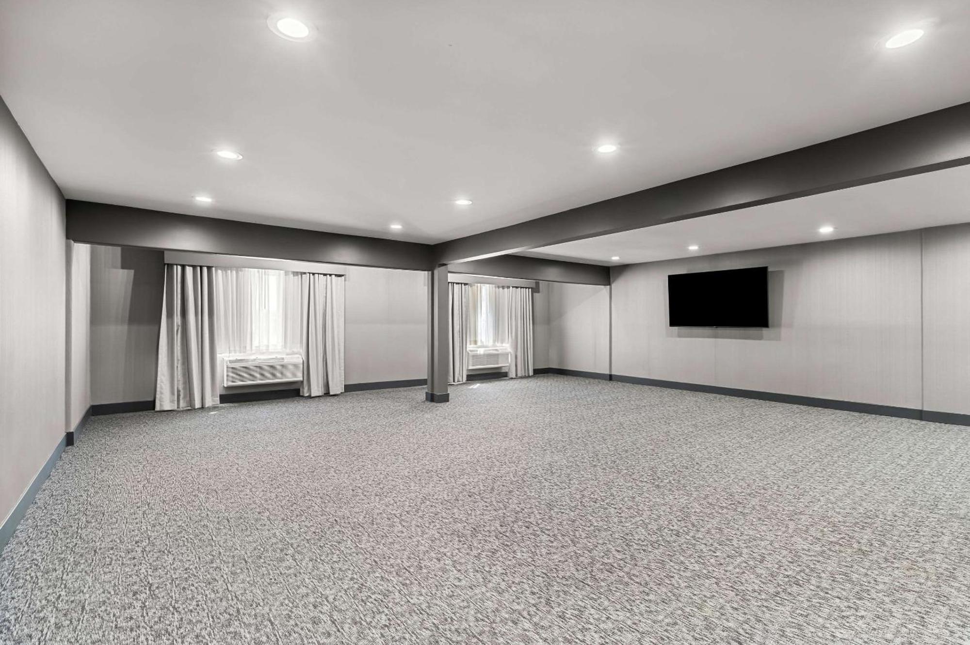 Hourglass Hotel, Ascend Hotel Collection Bakersfield Exterior photo