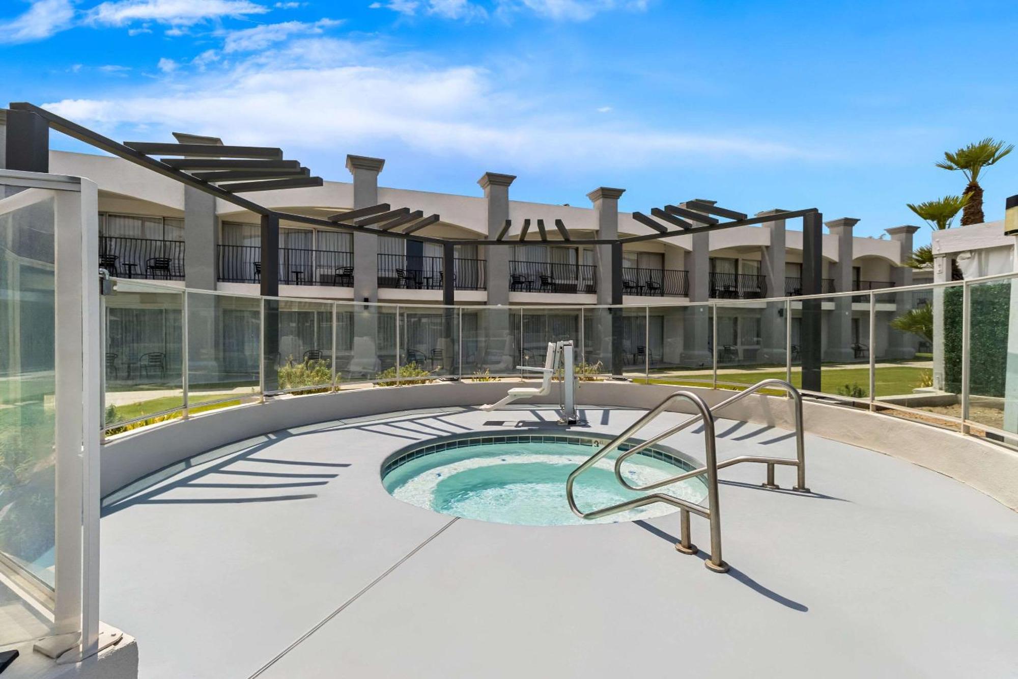 Hourglass Hotel, Ascend Hotel Collection Bakersfield Exterior photo