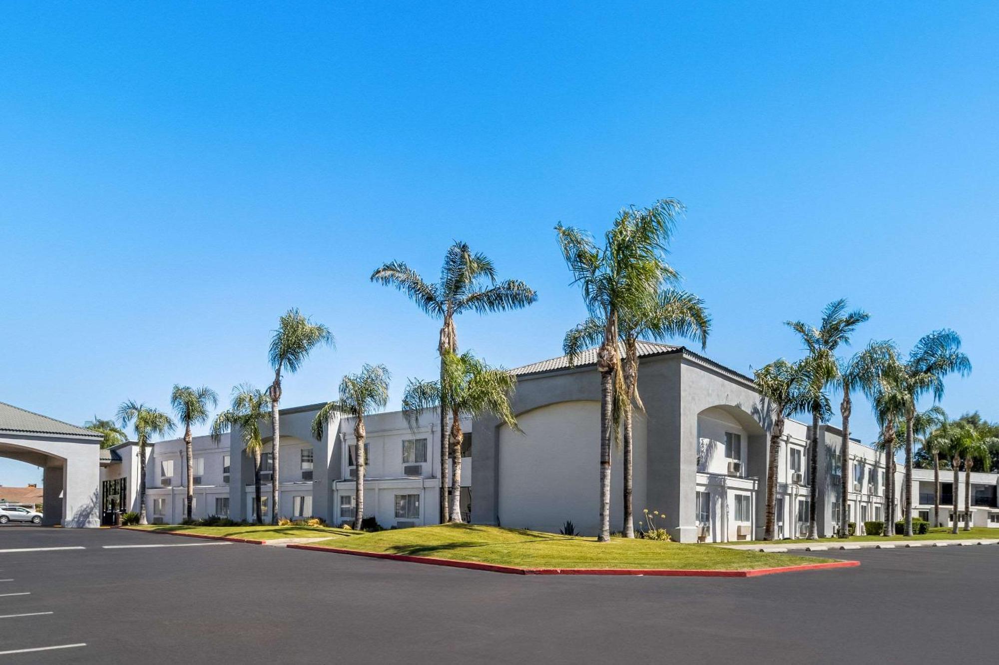 Hourglass Hotel, Ascend Hotel Collection Bakersfield Exterior photo